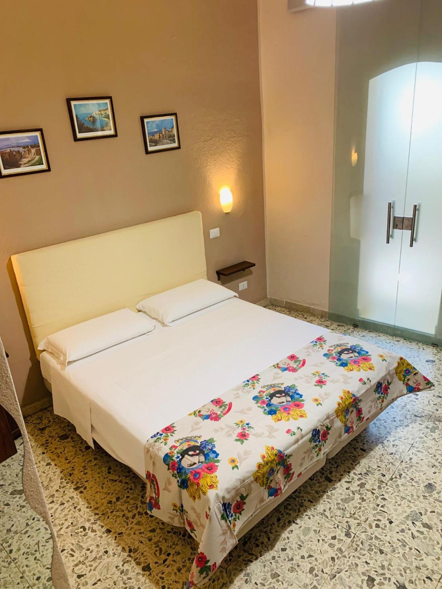 Casa Melany Apartment ตาออร์มินา ภายนอก รูปภาพ