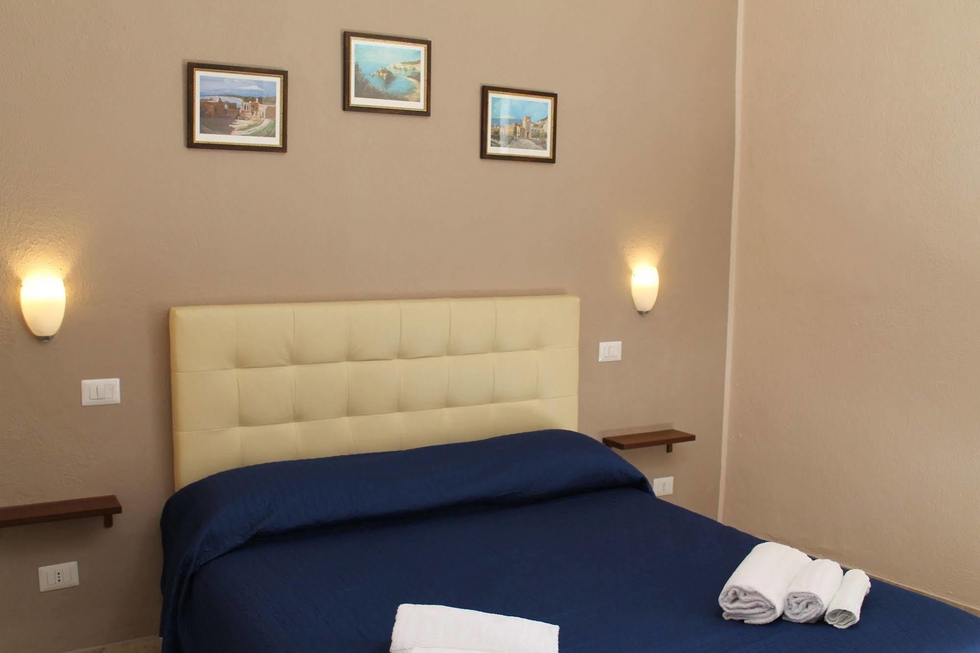 Casa Melany Apartment ตาออร์มินา ภายนอก รูปภาพ